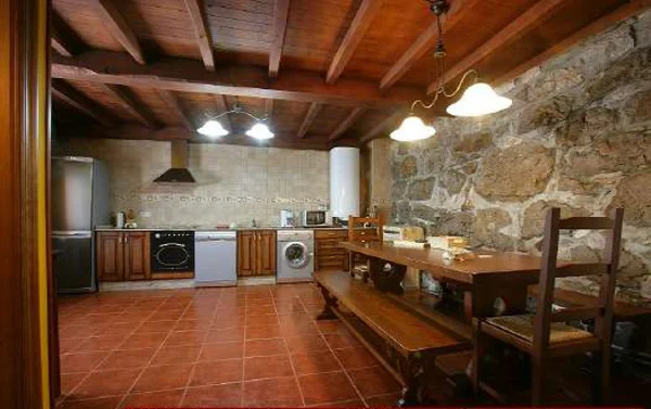 Rehabilitación casa-cuadra casa de aldea Entrago Teverga