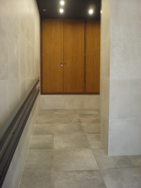 Reforma portal Plaza Campinos Begoña Gijón