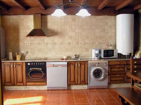 Rehabilitación casa-cuadra casa de aldea Entrago Teverga