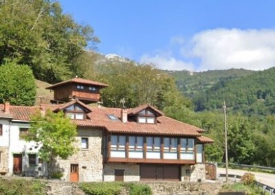 Rehabilitación de vivienda y cambio de uso de pajar. Vivienda 1 y Vivienda 2 en Murias Quirós (Asturias)
